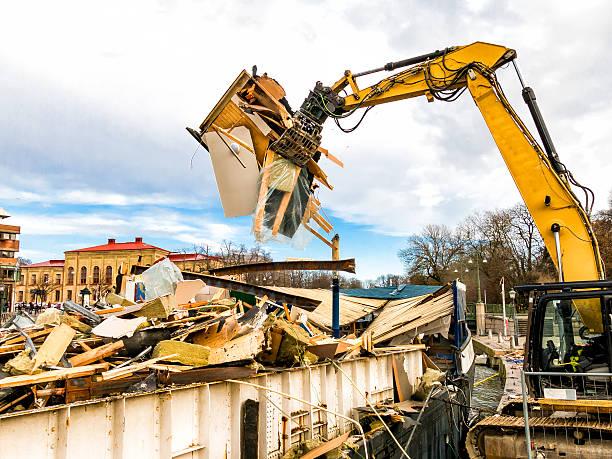 Best Yard Waste Removal  in Elk Mound, WI